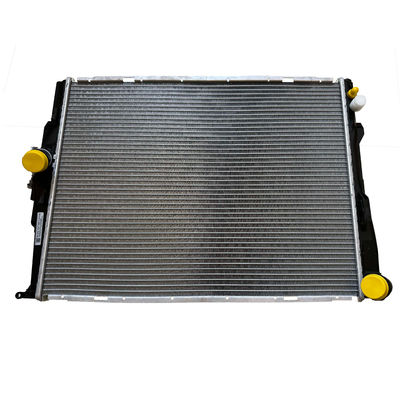 ราคาดี อลูมิเนียมเรเดียเตอร์สําหรับ BMW X1 Z4 E81 E82 E84 E88 E90 17117521048 17117553111 17117521046 ออนไลน์